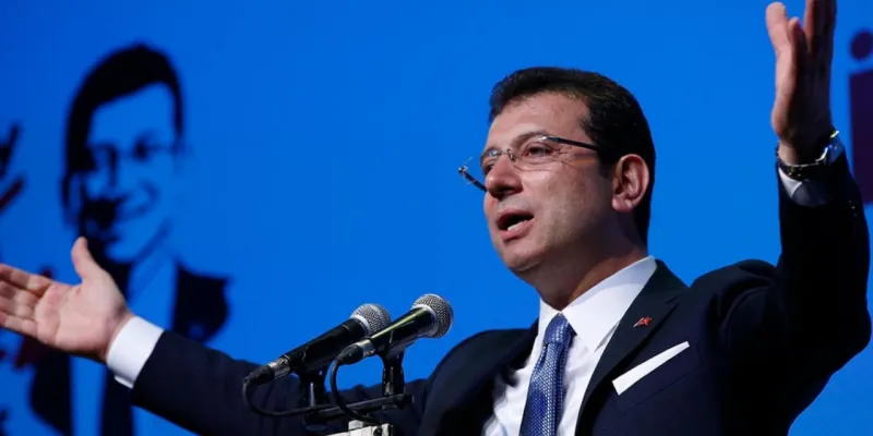 İmamoğlu'na Kumpas Mı? Zeybek'ten Şok İddialar!