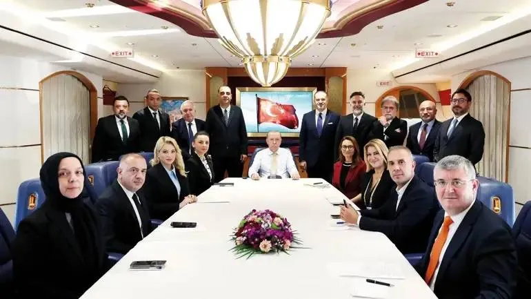 Ahmet Hakan: Erdoğan, DEM'in son dönemlerdeki tutumundan memnun değil ama umudunu da kesmemiş