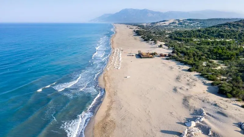 Antalya'da deniz suyu sıcaklığı 30 derecenin üzerinde