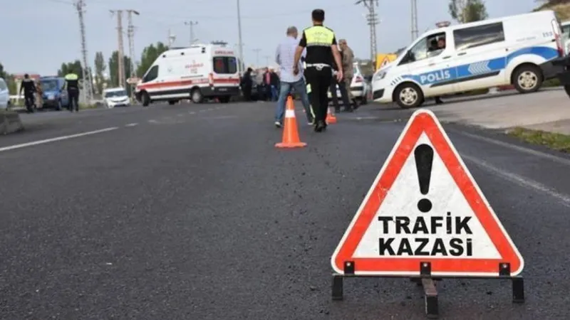 Arife günü 863 trafik kazasında 10 kişi hayatını kaybetti