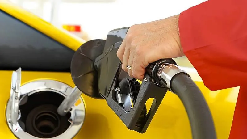 Benzine Büyük İndirim! İşte Yeni Akaryakıt Fiyatları