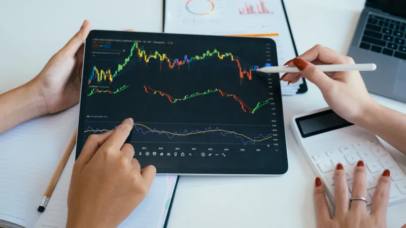 Borsa'da Şok Düşüşler! Hangi Hisseler Çakıldı, Hangileri Uçtu?