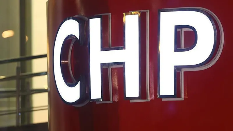 CHP'de Şok İstifa! Beşiktaş Meclis Üyesi Partisinden Ayrıldı