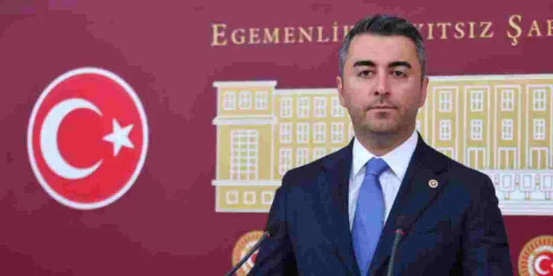 DEVA Partili Avşar iktidara 'eğitim' eleştirisi: 90 bin ücretli öğretmenin sistemde adı dahi yok