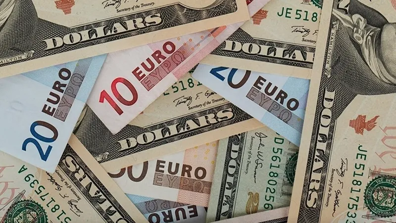 Dolar ve Euro'da Şok Değişim! Piyasalar Alt Üst Mü Oluyor?