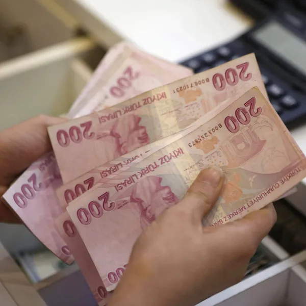 Emekliye 57.4 milyar TL ikramiye ödenecek
