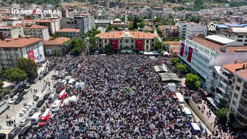 Ferdi Zeyrek'in Cenazesi: O Kalabalık Drone ile Görüntülendi!