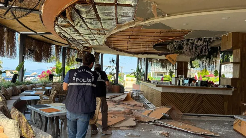 Fethiye'de Korkunç Anlar! Restoran Tavanı Çöktü: 5 Yaralı!