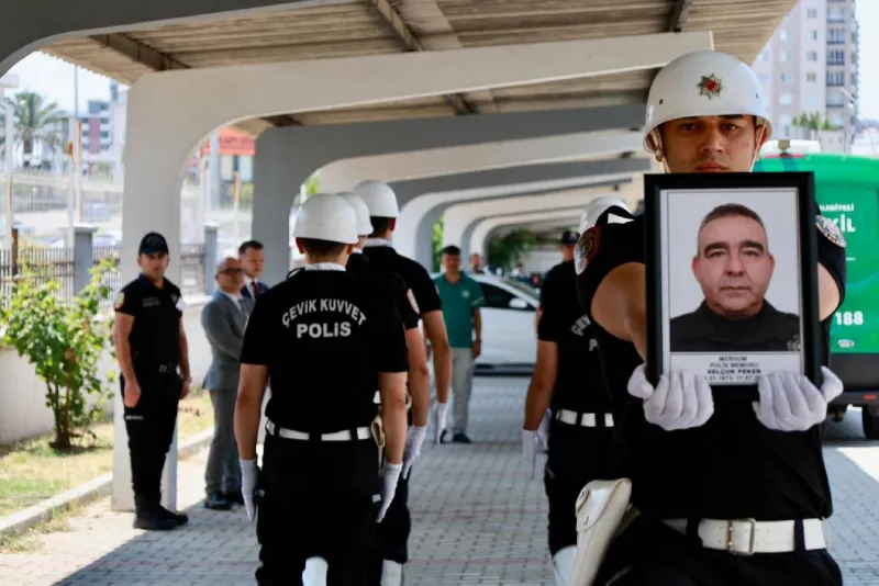 Kalp Krizi Şoku! Görev Başındaki Polis Memuru Hayatını Kaybetti
