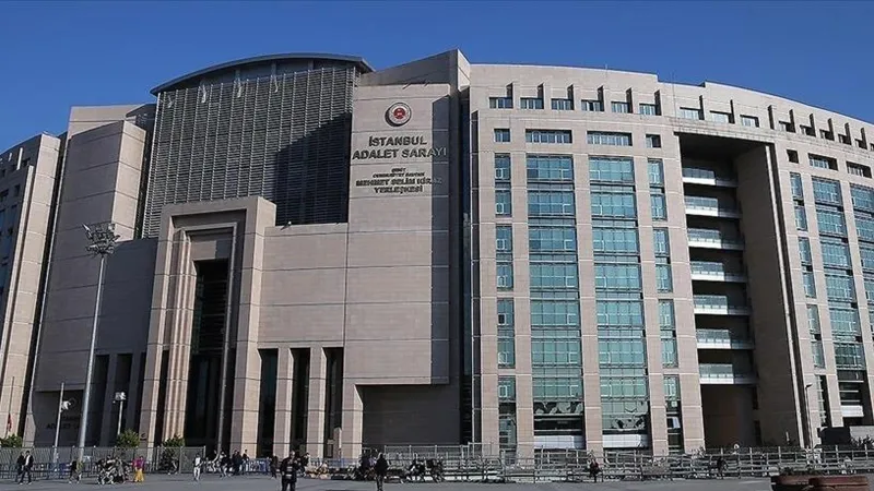 İBB Yolsuzluk Soruşturması: Şok Gözaltılar! Kimler Tutuklandı?