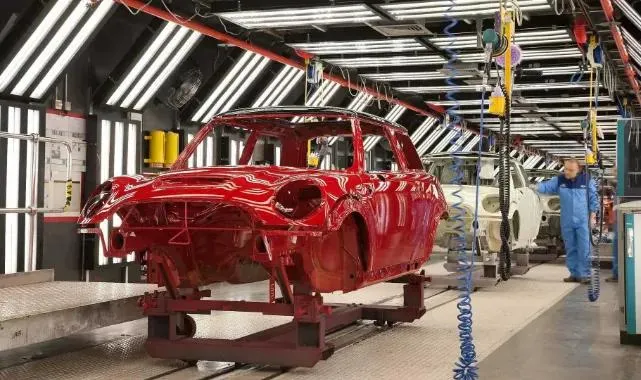 İngiliz Otomotiv Sektöründe Şok Düşüş! Üretim Neden Çakıldı?