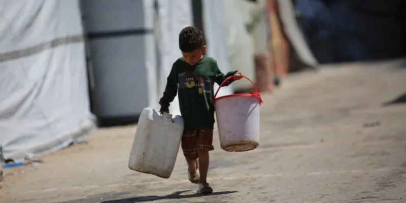 İsrail saldırıları altındaki Gazze'de su krizi devam ediyor