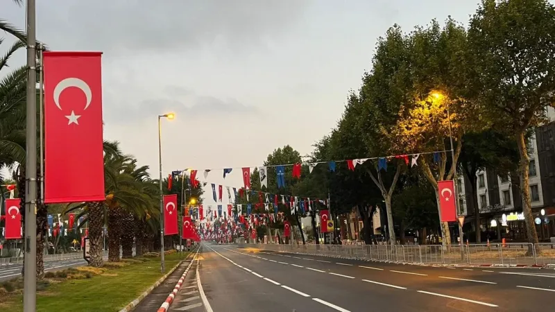 İstanbul'da Zafer Bayramı Sürprizi! Vatan Caddesi Neden Kapalı?