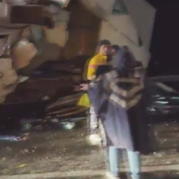 Konya'da Feci Kaza! Kamyonet TIR'a Çarptı: 1 Ölü, 2 Yaralı