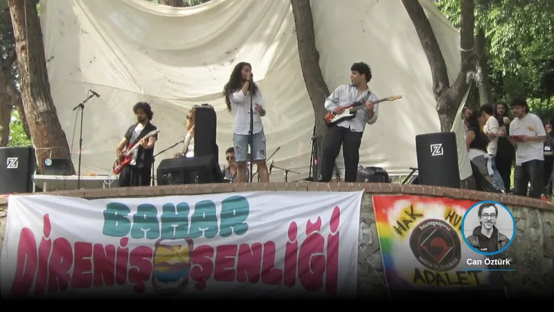 Maçka’daki öğrenci festivalinde Cumhurbaşkanı’na yönelik slogan attıkları gerekçesiyle 2 öğrenci gözaltına alındı