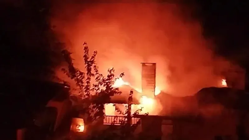 Yalova'da Korkunç Yangın! Mangal Ateşi Mi Büyüttü?