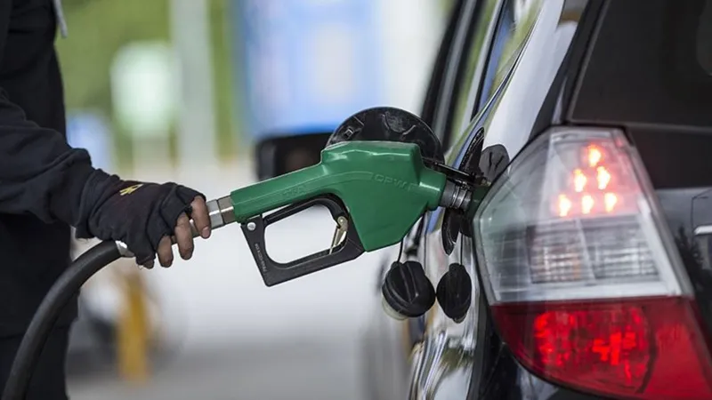 Motorine gelen zam sonrası akaryakıtta son fiyatlar