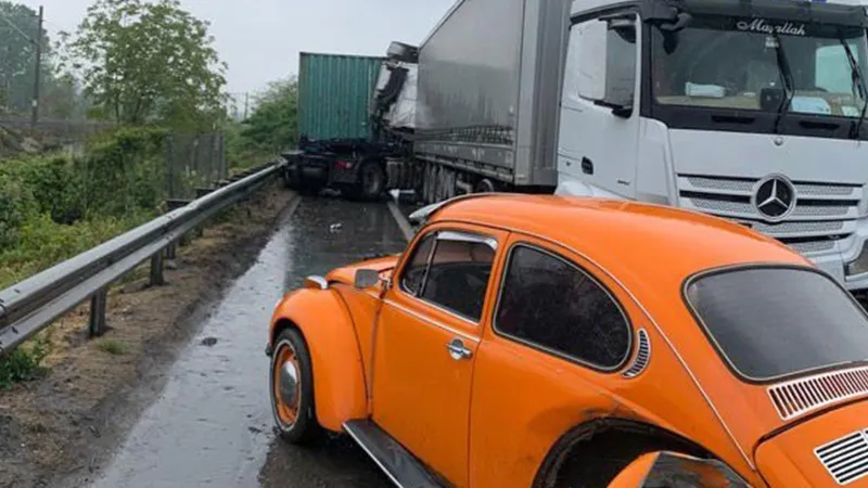 Anadolu Otoyolu'nda Kaza Üstüne Kaza! İstanbul Yolu Kapandı mı?