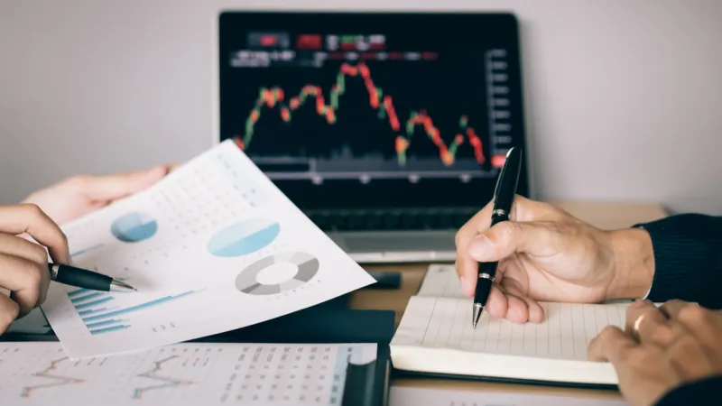 Borsa Yatırımcısı Alarmda! BİST 100'de Çare Arayışı Sürüyor