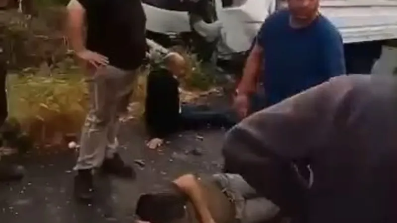 Bursa'da kaygan yolda kaza