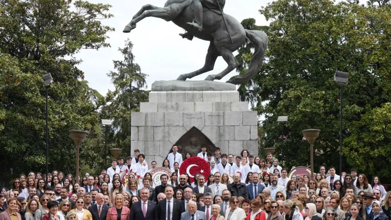 Eczacı Odası Başkanı Karacan'dan kritik uyarı: "takviyeler eczacı kontrolünde olmalı"
