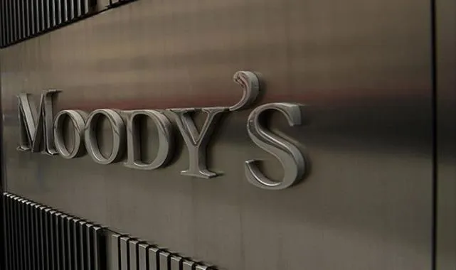 Moody's, ABD'nin kredi notunu düşürdü