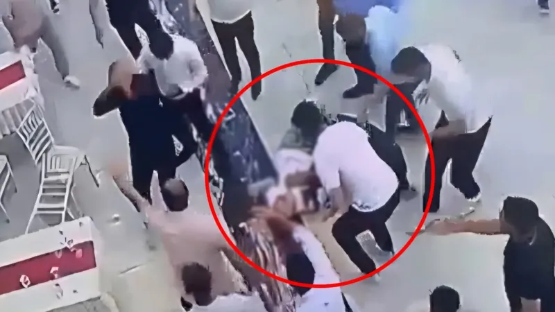 Siirt'te silahlı saldırıda öldürülen gencin annesi: Katil, 4 yıl önceki tartışmayı içinde büyütmüş