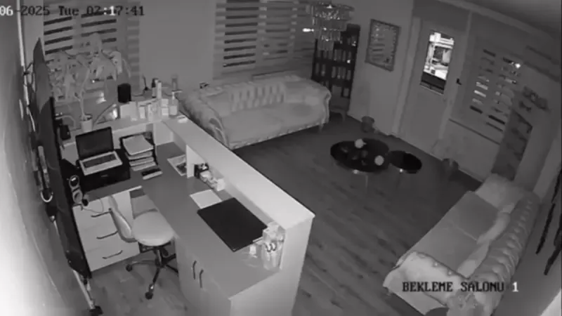 Marmaris'te Deprem! 5.8'lik Sarsıntı Kamerada: O An Ne Oldu?