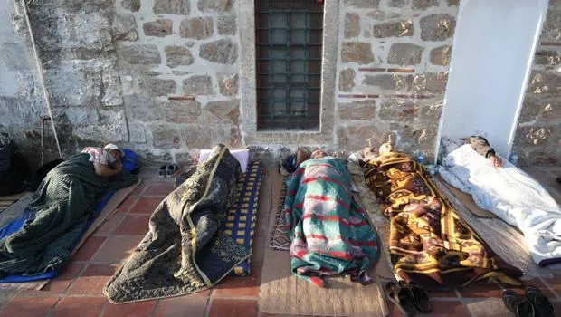 Kırkpınar Coşkusu: Güreşseverler Edirne Sokaklarında Sabahladı!