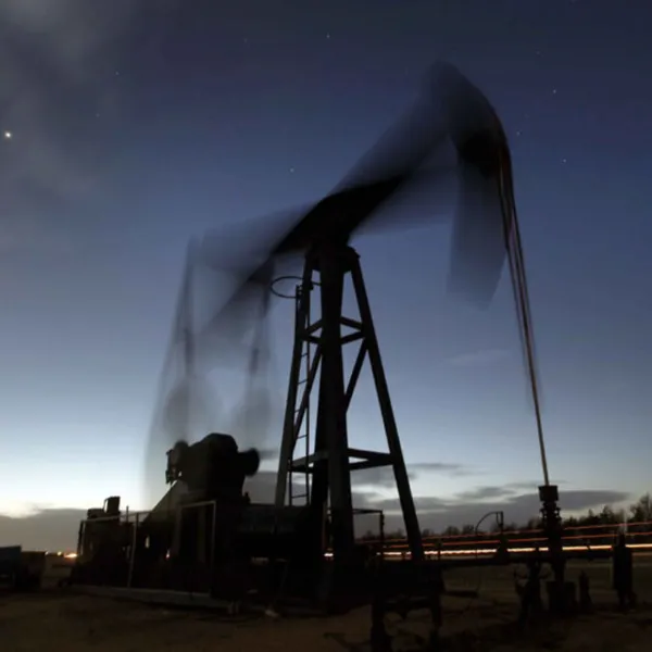 Türkiye'nin Petrol İthalatında Şok Artış! Neler Oluyor?