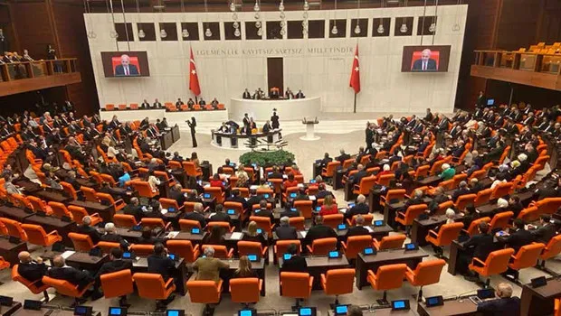 'Vakıflar Kanunu' ile 'Bazı Kanunlarda Değişiklik Yapılmasına Dair Kanun Teklifi'nin ilk 6 maddesi kabul edildi